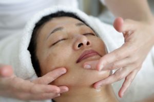 aromatherapy facial